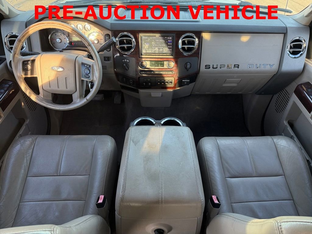 Used 2010 Ford F250 Lariat image 12