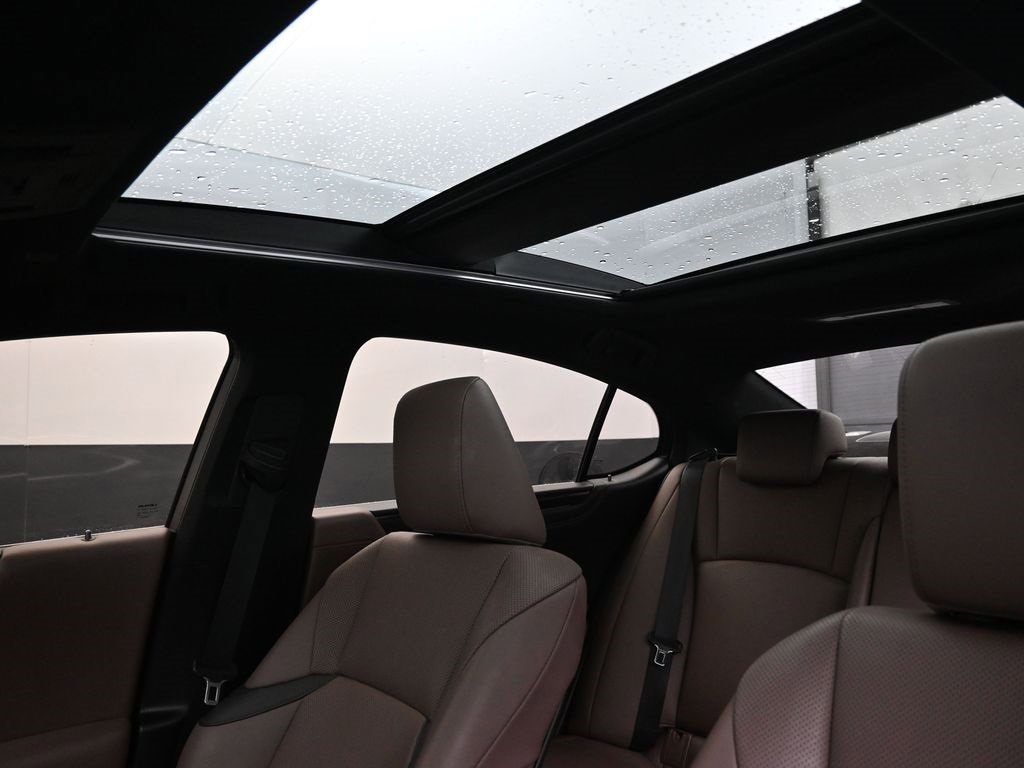 Used 2023 Lexus ES 350 w/ Premium Package image 23