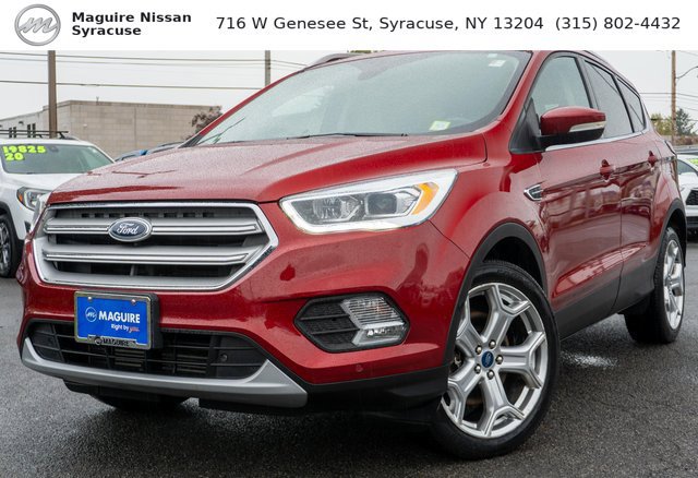 Used 2019 Ford Escape Titanium AWD/4WD image 1