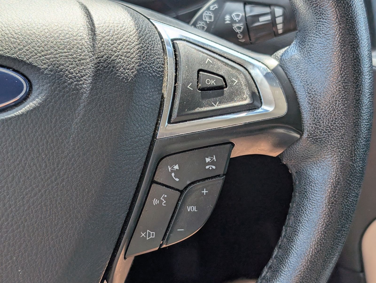 Used 2022 Ford Edge SEL AWD/4WD image 20