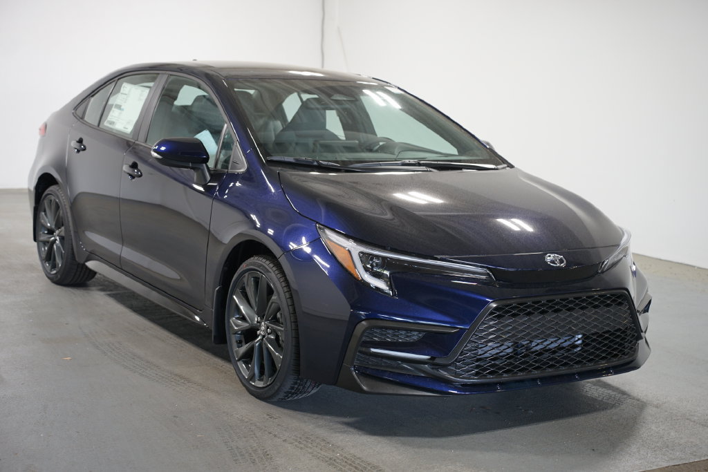 New 2027 Toyota Corolla SE FWD image 3