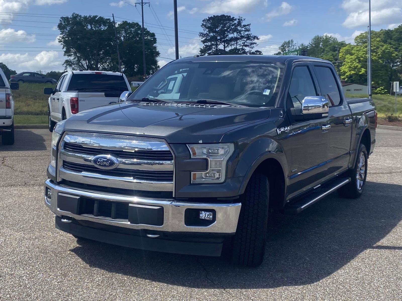 Used 2017 Ford F150 Lariat w/ Equipment Group 502A Luxury image 3