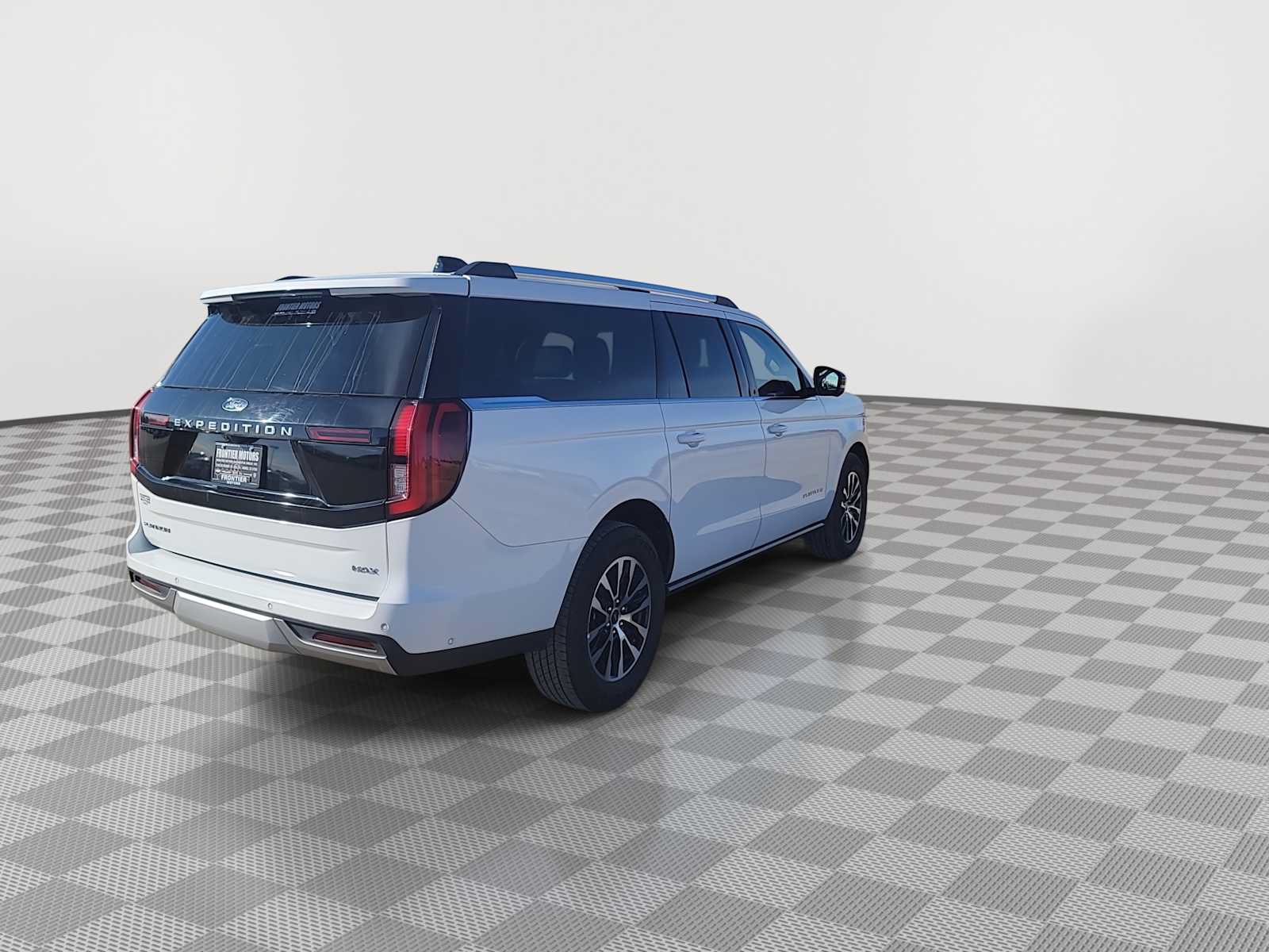 Used 2025 Ford Expedition Max Platinum AWD/4WD image 8