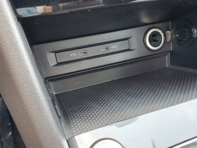 New 2025 Volkswagen Taos S image 25