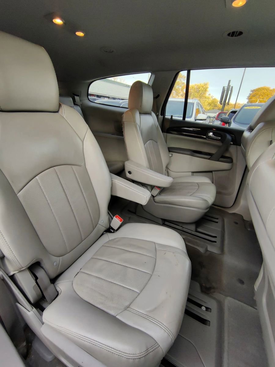Used 2016 Buick Enclave Leather image 15