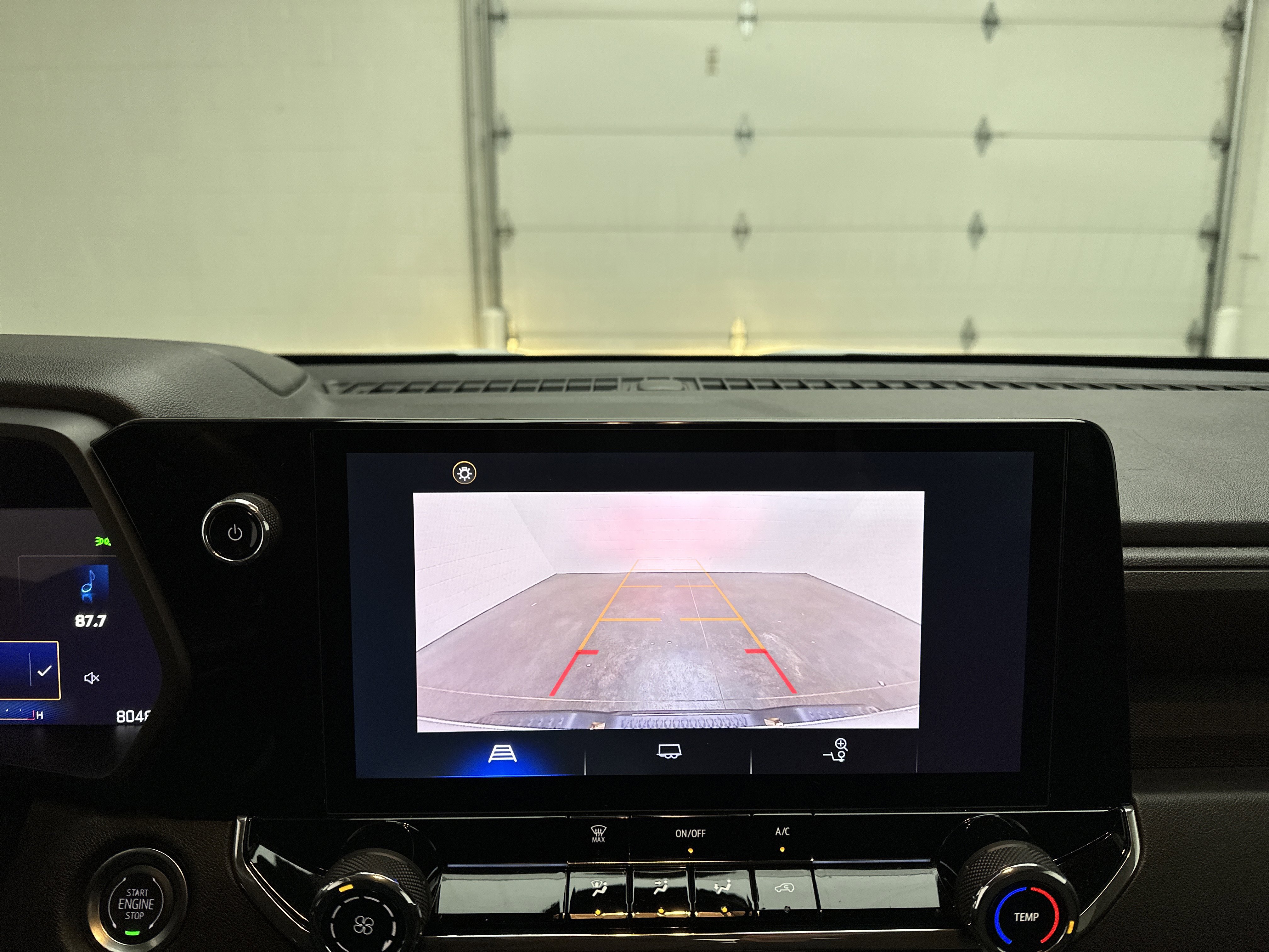 Used 2024 Chevrolet Colorado W/T image 28