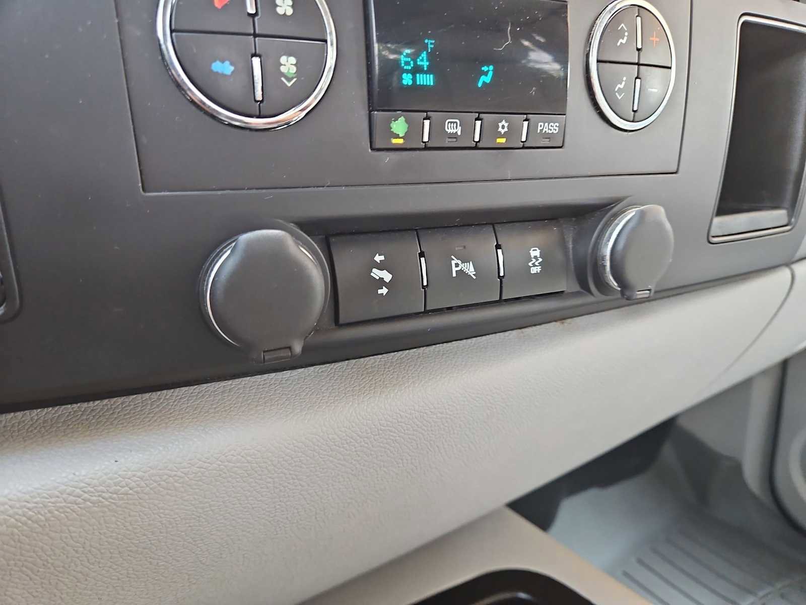 Used 2013 GMC Sierra 1500 SLE w/ SLE Preferred Package RWD image 29