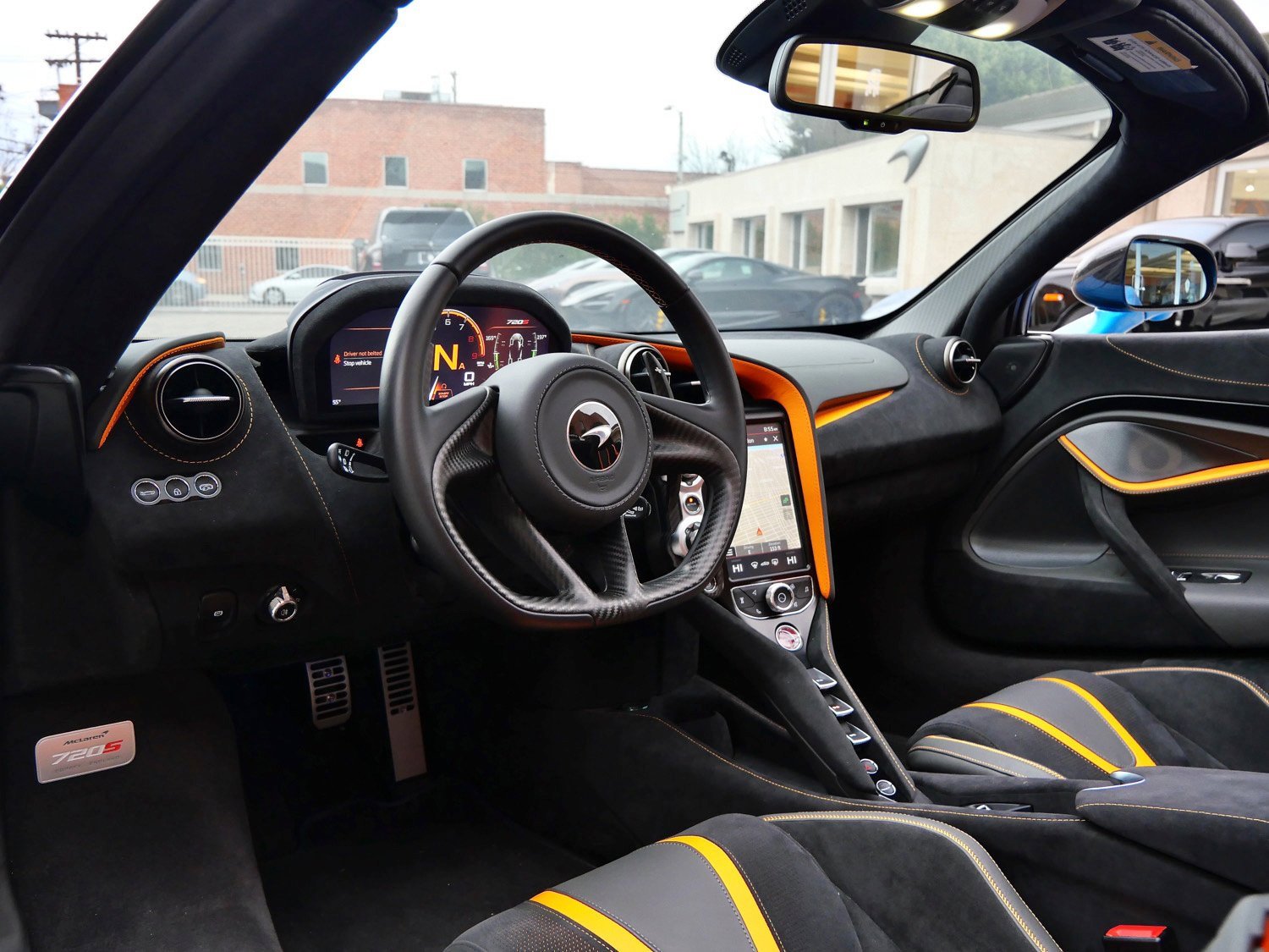 Used 2022 McLaren 720S Performance image 8