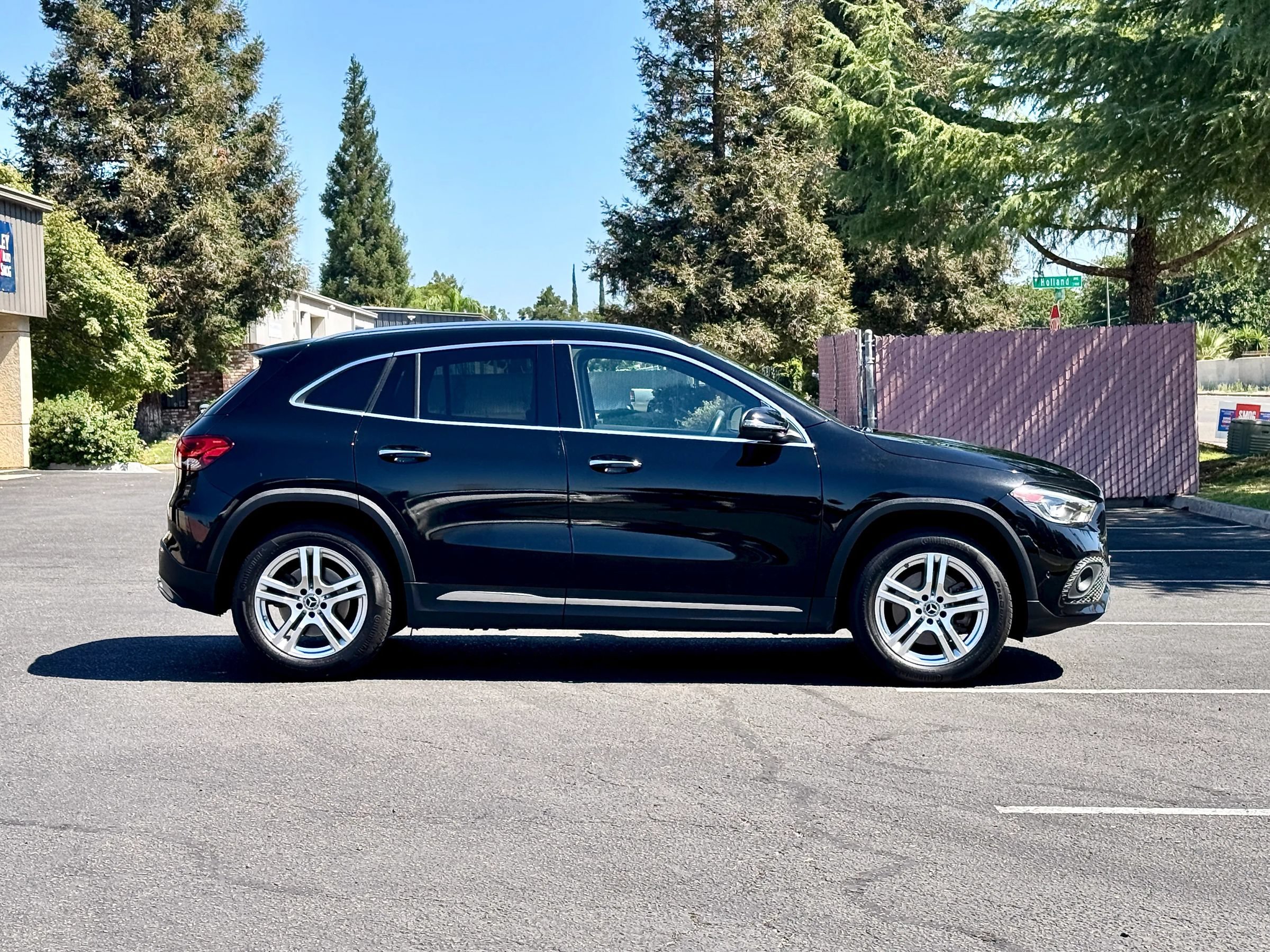 Used 2022 Mercedes-Benz GLA 250 image 2
