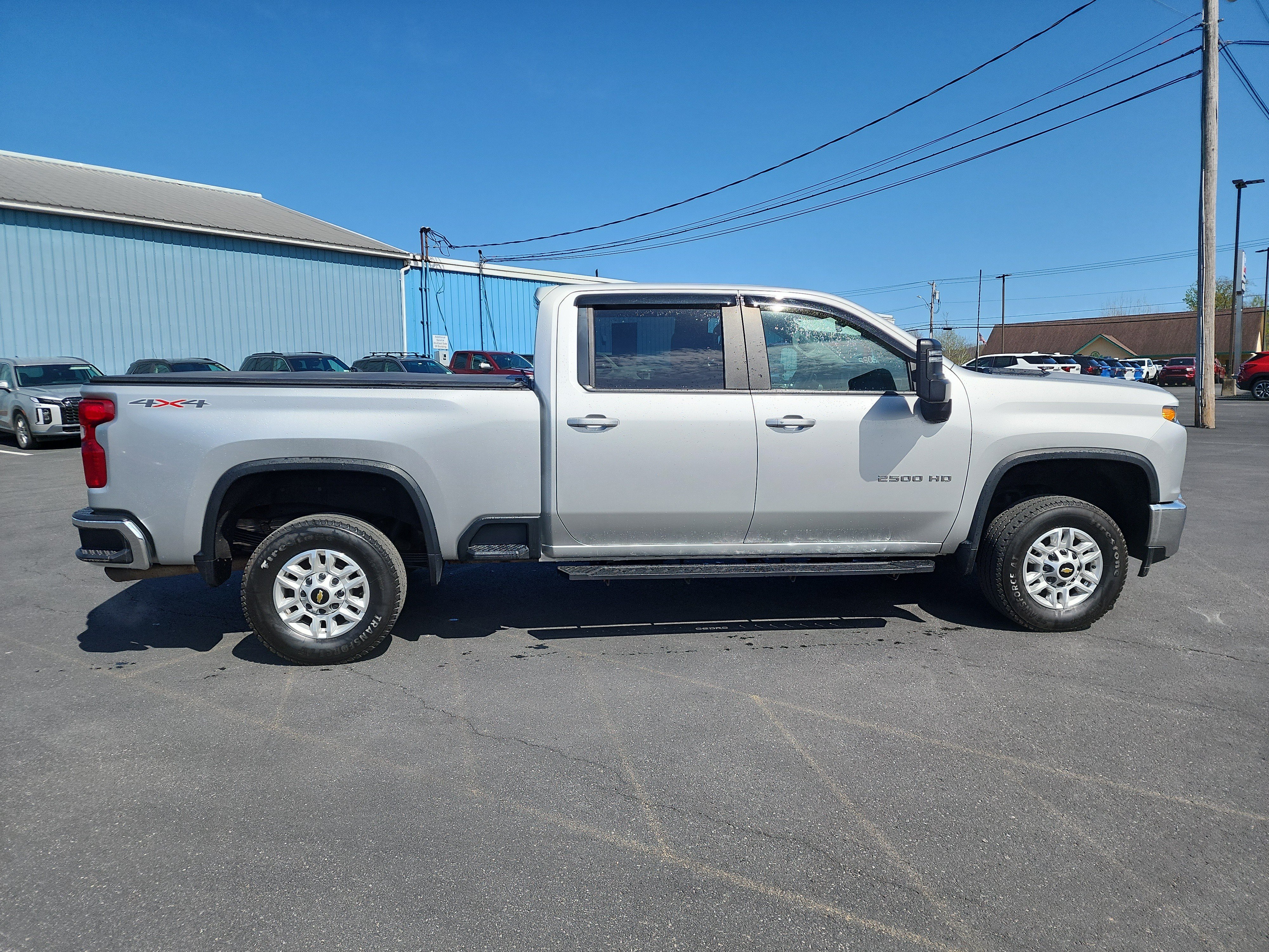 Certified 2022 Chevrolet Silverado 2500 LT w/ Convenience Package AWD/4WD image 9
