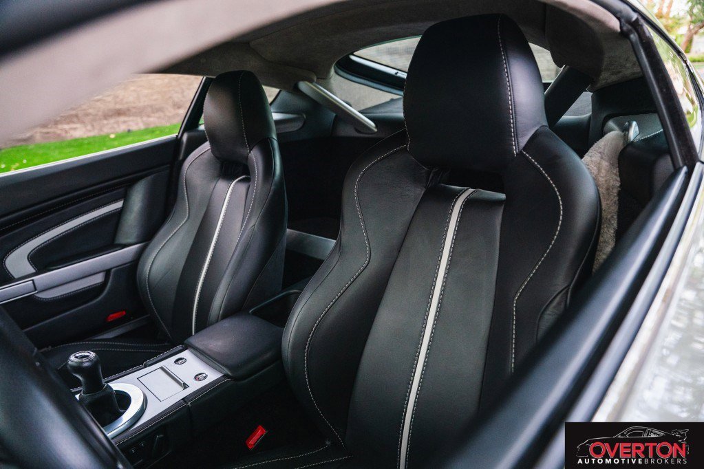 Used 2017 Aston Martin V12 Vantage S image 24
