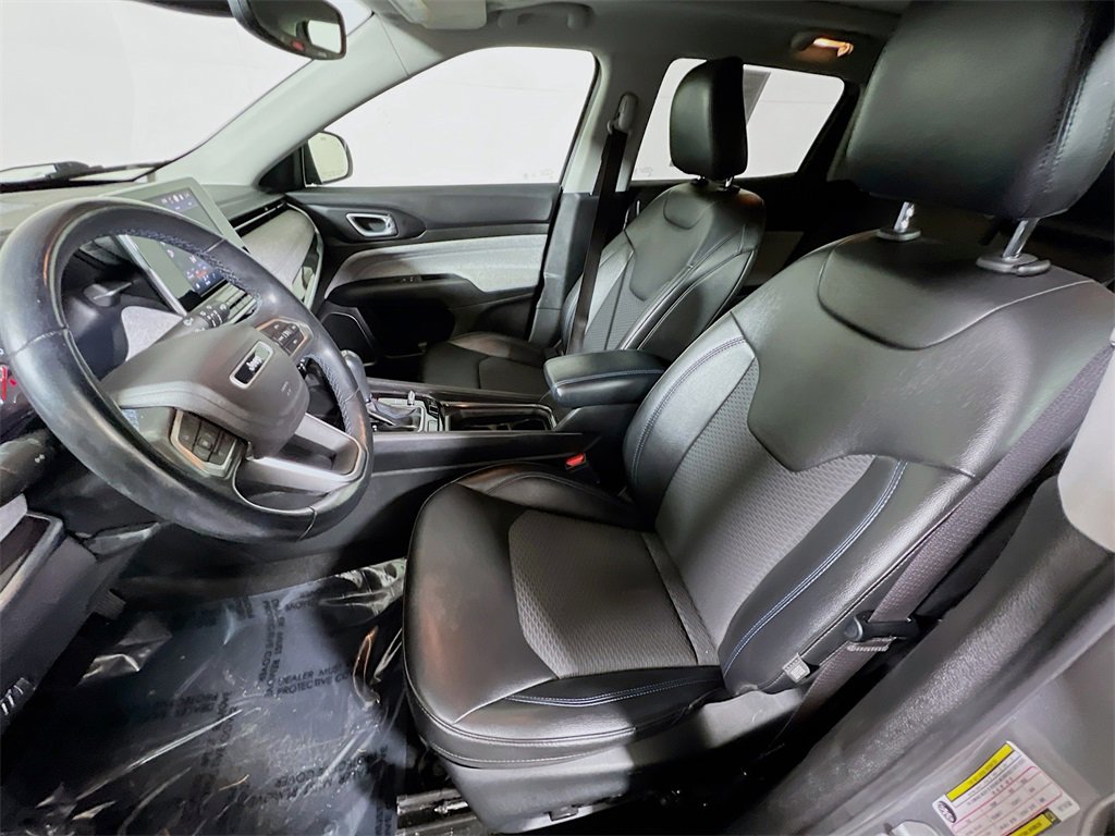 Used 2022 Jeep Compass Latitude w/ Sun and Sound Group image 18