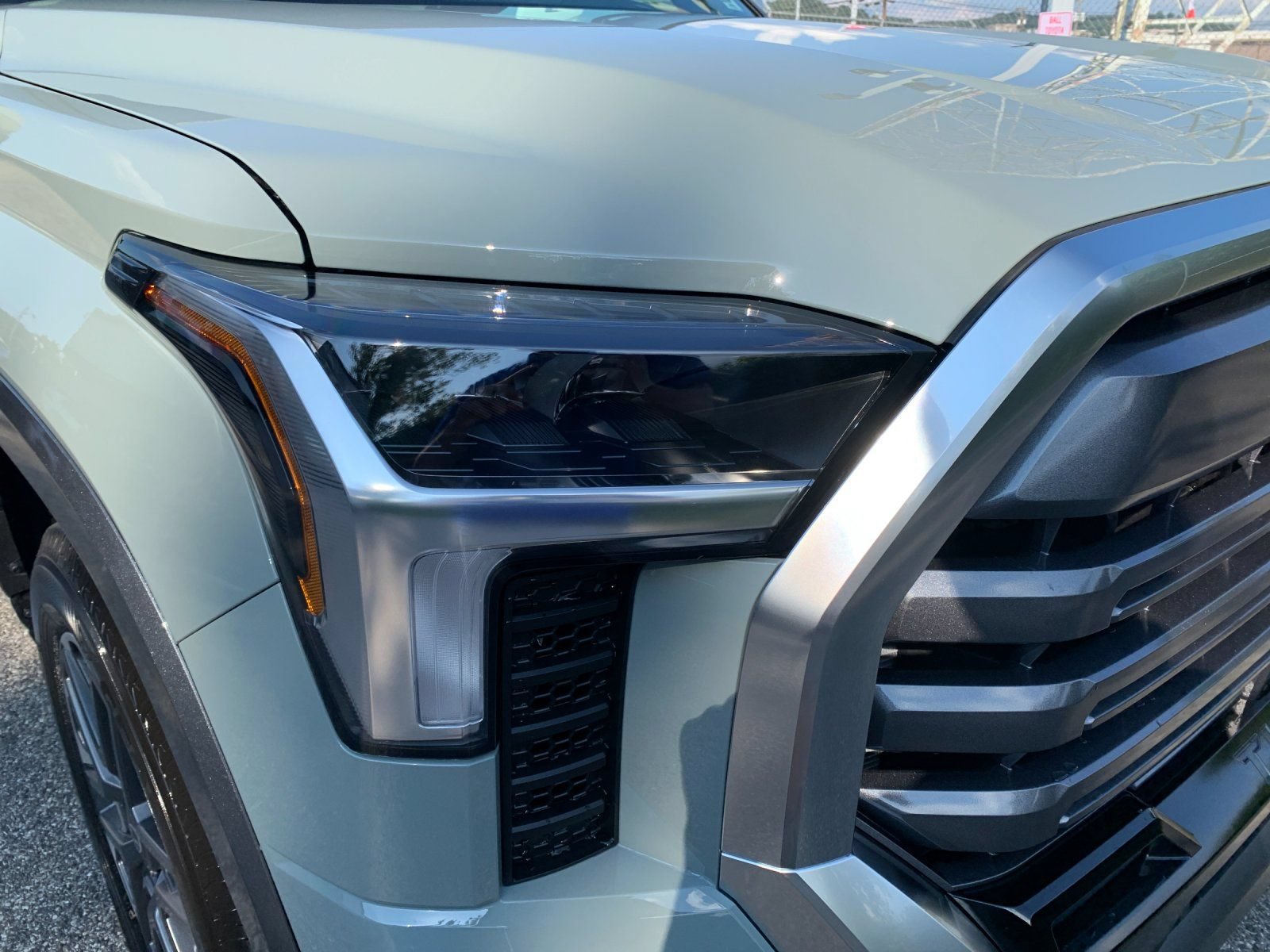 New 2026 Toyota Tundra Limited AWD/4WD image 32