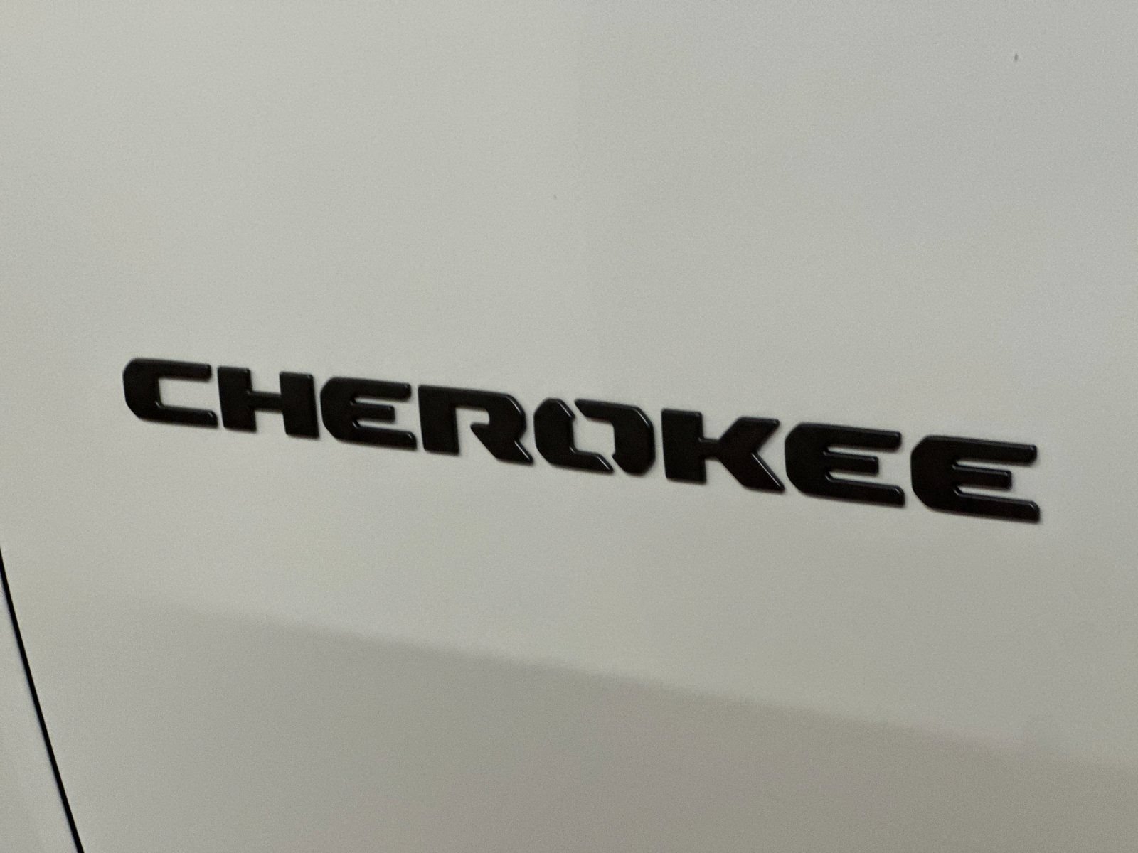 New 2026 Jeep Cherokee Overland w/ Advanced Pro Tech Group AWD/4WD image 26