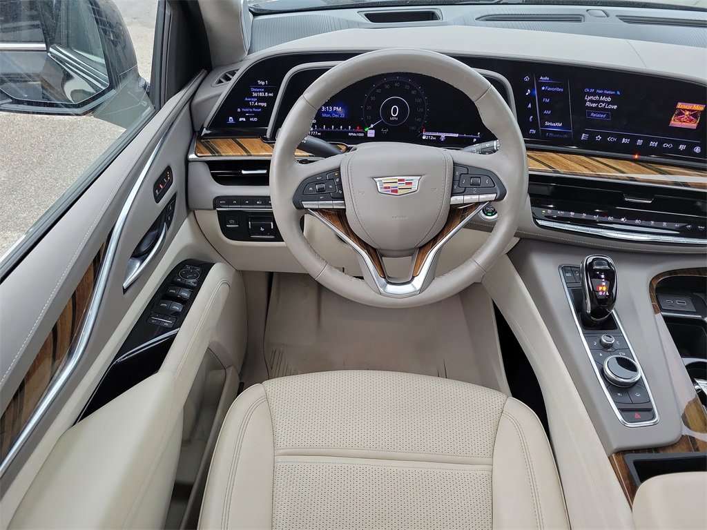 Certified 2022 Cadillac Escalade Premium Luxury Platinum image 14