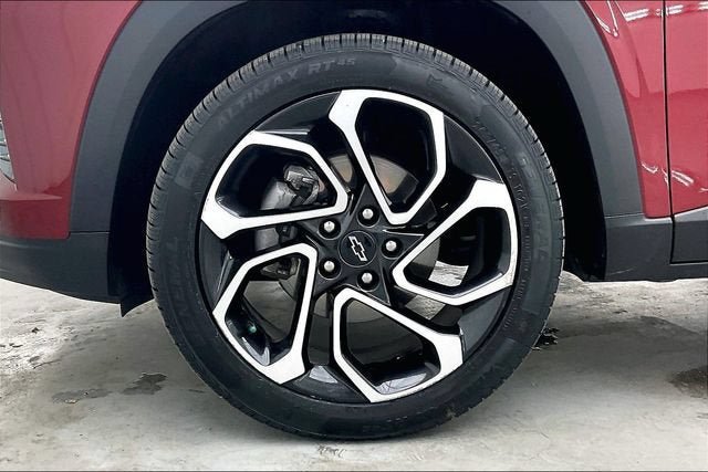 Certified 2024 Chevrolet Trax RS w/ Sunroof Package FWD image 10