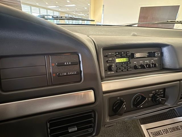 Used 1993 Ford F150 XL AWD/4WD image 46