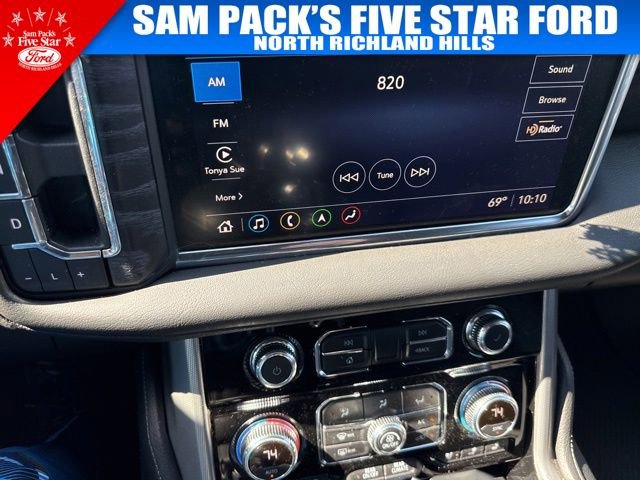 Used 2021 GMC Yukon Denali w/ Denali Premium Package AWD/4WD image 10