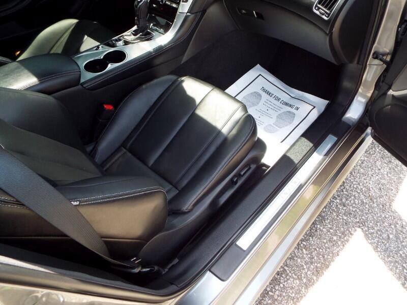 Used 2017 INFINITI Q60 3.0t image 21