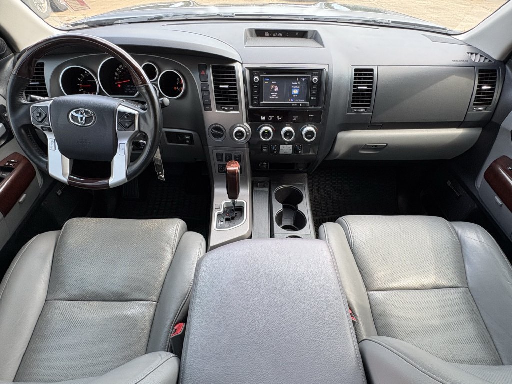 Used 2014 Toyota Sequoia Platinum AWD/4WD image 28