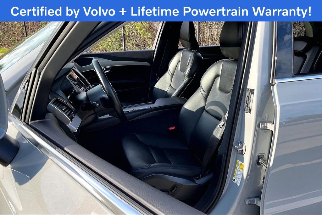 Used 2025 Volvo XC90 B5 Core AWD/4WD image 32