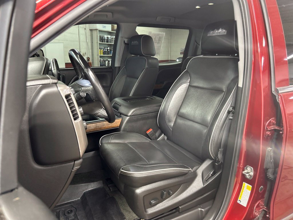 Used 2018 Chevrolet Silverado 1500 High Country AWD/4WD image 18