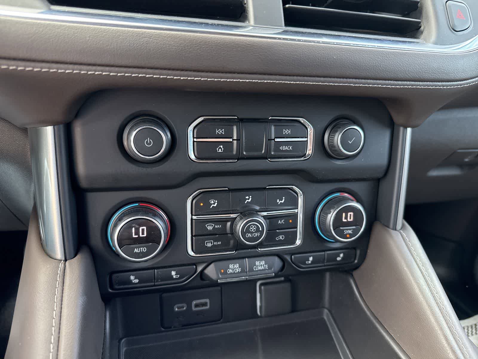 Used 2021 Chevrolet Tahoe Z71 AWD/4WD image 15