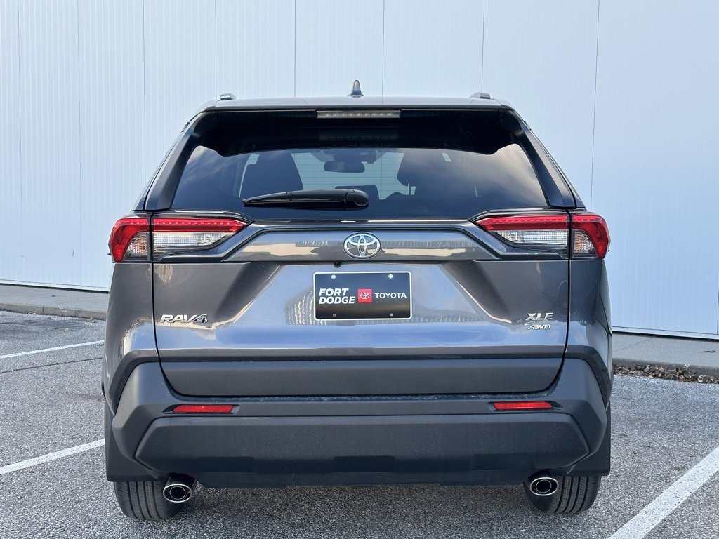 New 2025 Toyota RAV4 XLE image 4