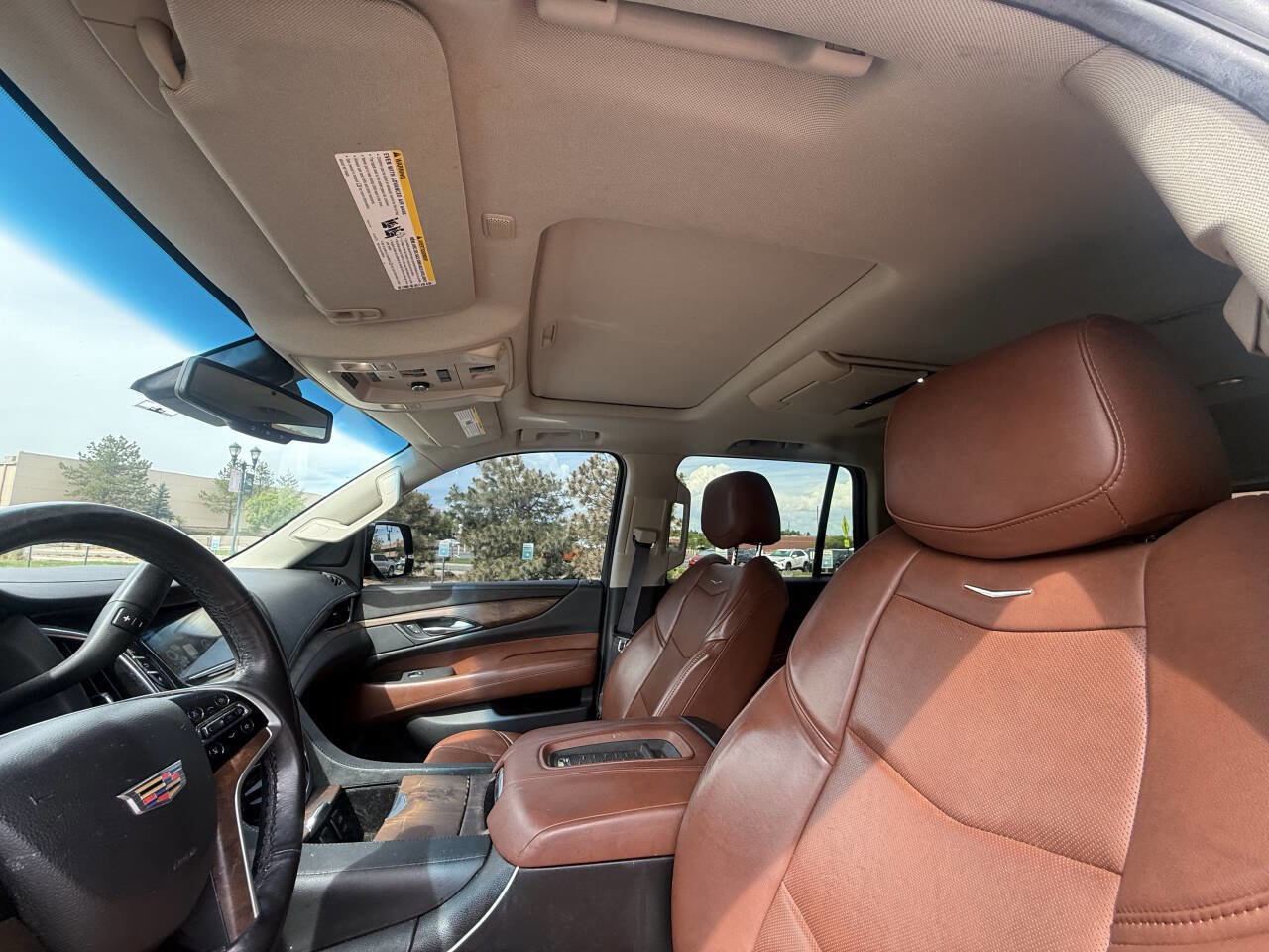 Used 2016 Cadillac Escalade Premium AWD/4WD image 17