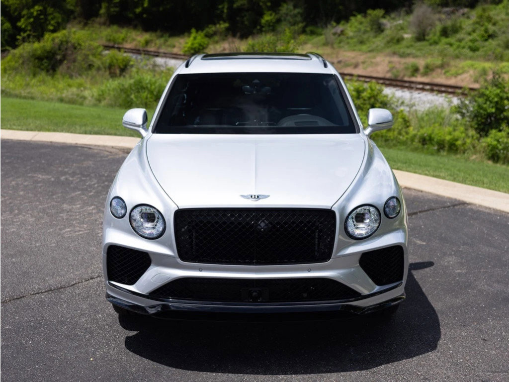 Certified 2024 Bentley Bentayga Extended Wheelbase image 10