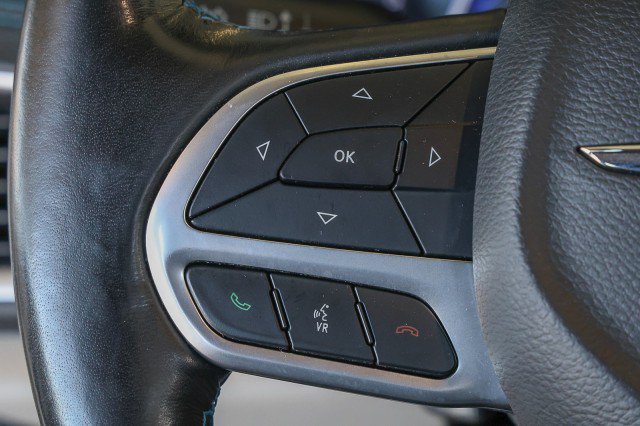 Used 2021 Chrysler Pacifica Touring-L FWD image 25
