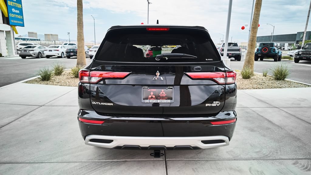 Used 2023 Mitsubishi Outlander SEL AWD/4WD image 9