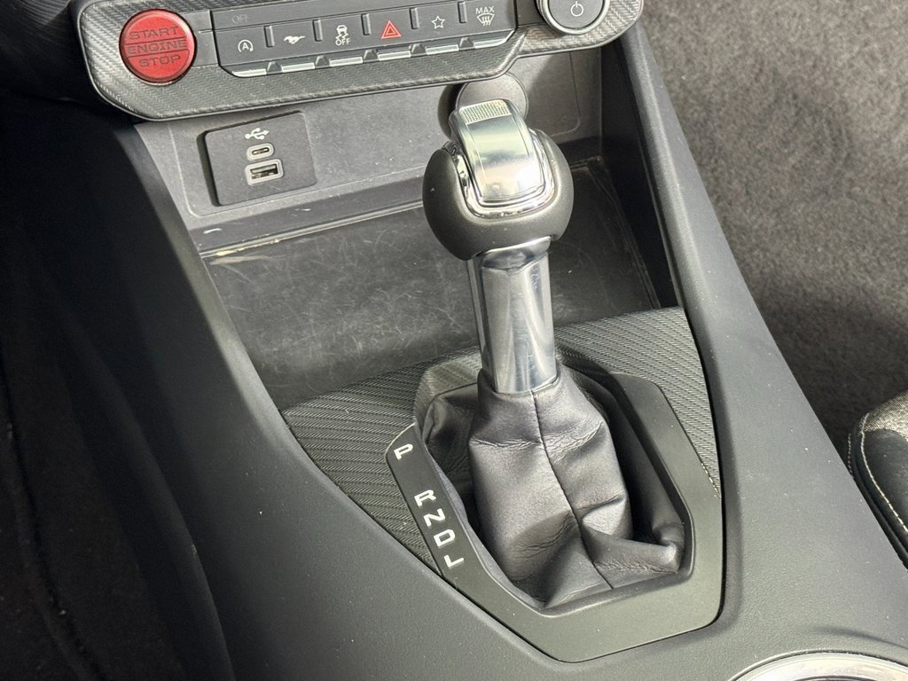 Used 2024 Ford Mustang Convertible image 24