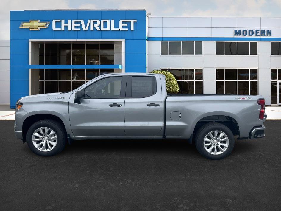 New 2024 Chevrolet Silverado 1500 Custom AWD/4WD image 4