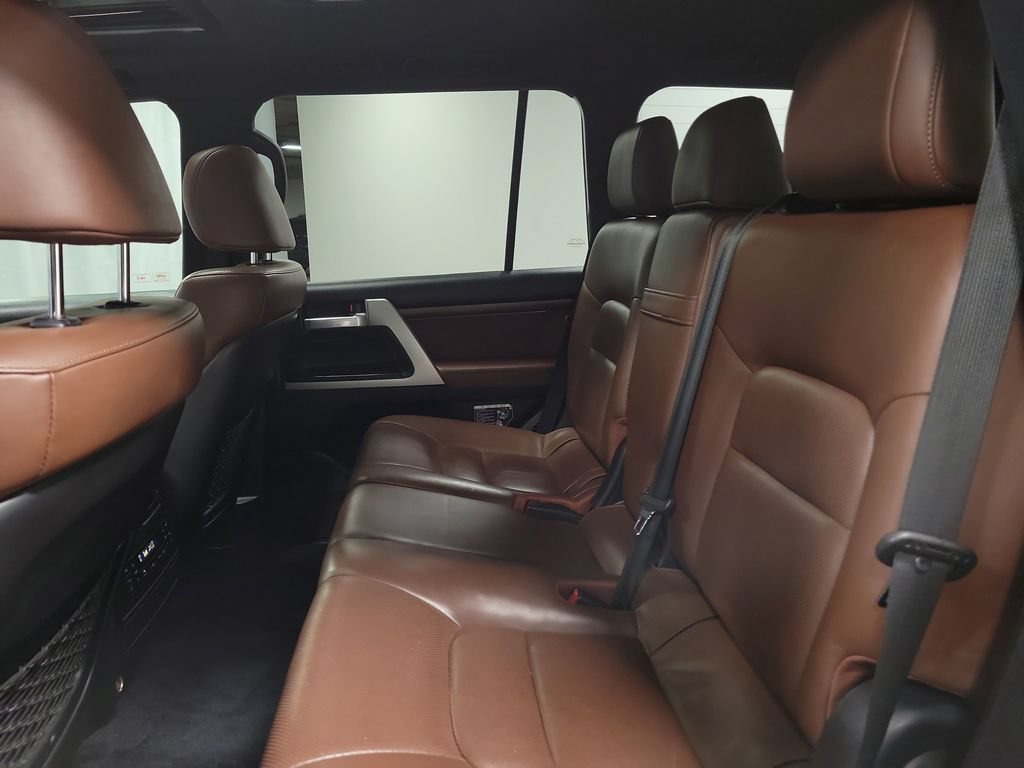 Used 2018 Toyota Land Cruiser AWD/4WD image 20