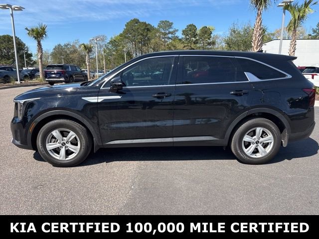 Certified 2025 Kia Sorento LX image 8