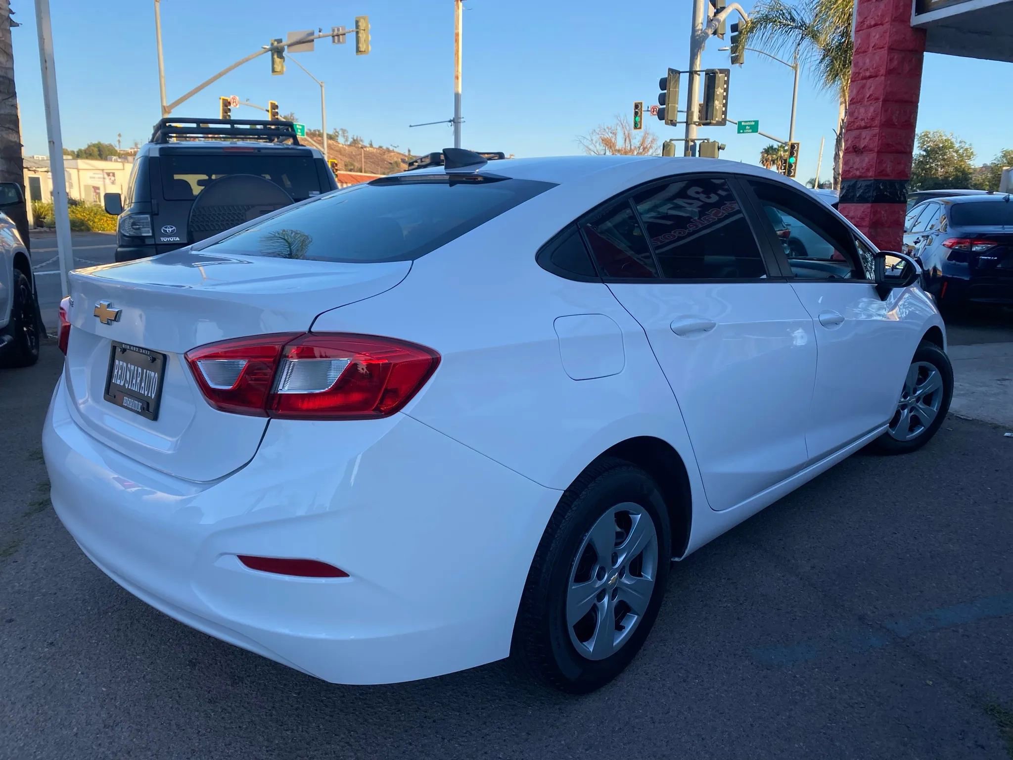 Used 2018 Chevrolet Cruze LS image 6