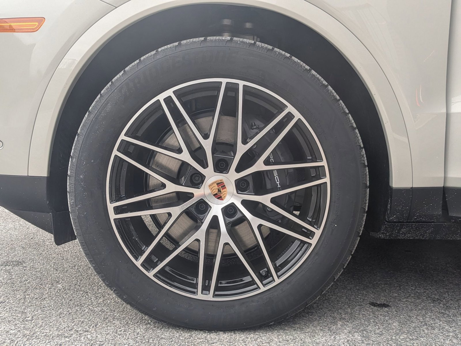 New 2026 Porsche Cayenne image 28