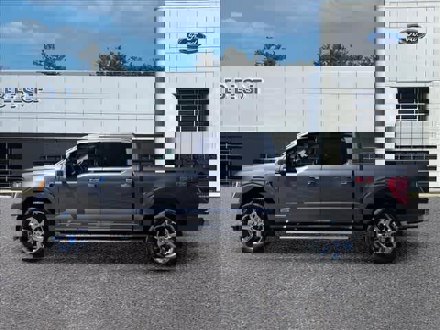 Used 2023 Ford F150 XLT w/ Equipment Group 302A High AWD/4WD image 5