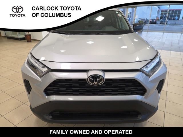 Used 2024 Toyota RAV4 LE FWD image 4
