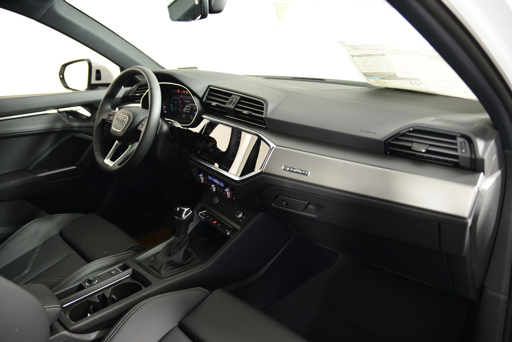 New 2025 Audi Q3 2.0T Premium image 20