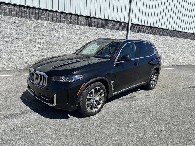 Certified 2025 BMW X5 xDrive50e w/ Climate Comfort Package image 1