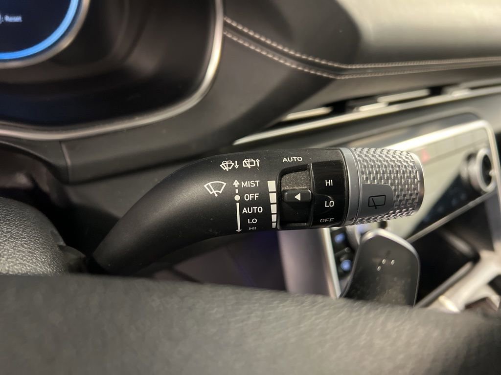 Used 2021 Genesis GV80 2.5T w/ Prestige Package 04 image 22