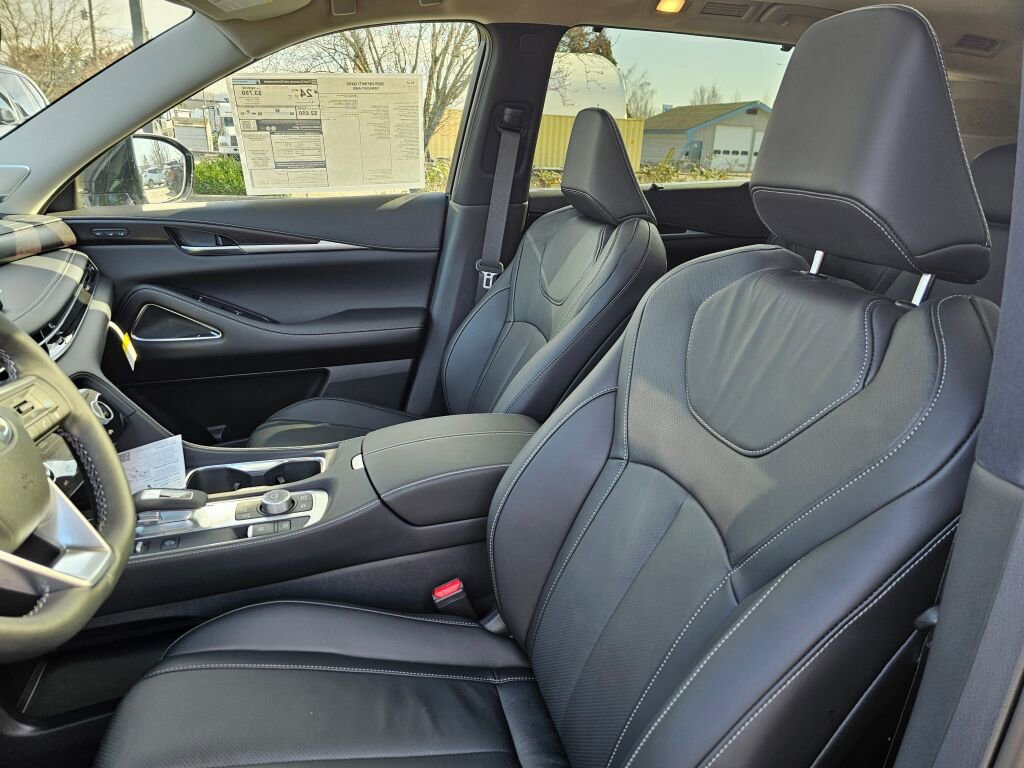 New 2025 INFINITI QX60 Sensory image 26