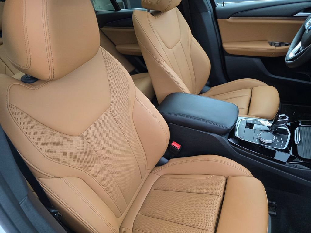 Certified 2024 BMW X3 sDrive30i w/ Premium Package RWD image 29