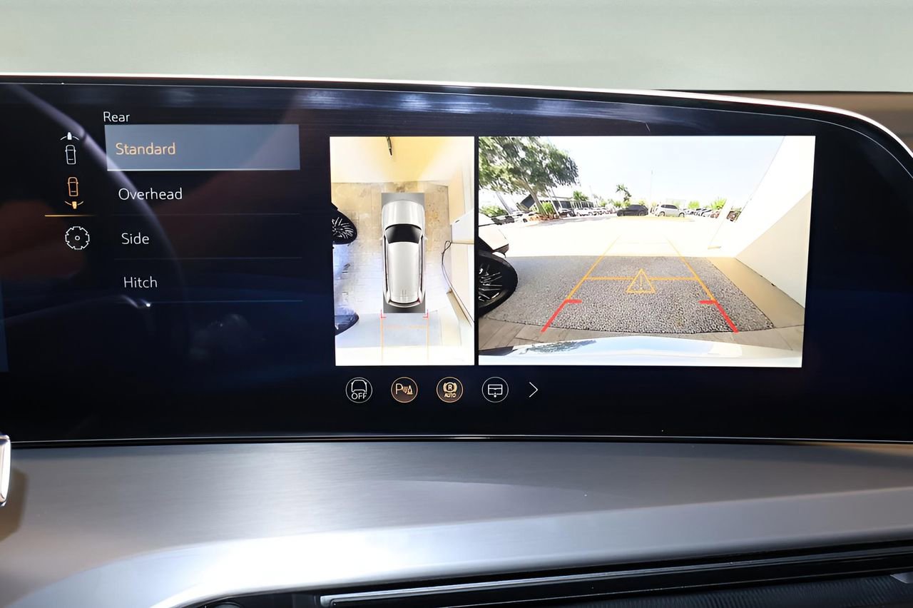 New 2026 Cadillac Vistiq Luxury image 26