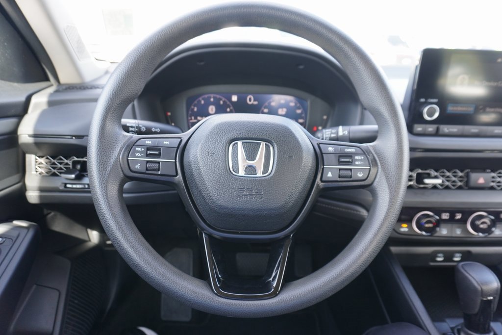 Used 2023 Honda Accord EX image 11