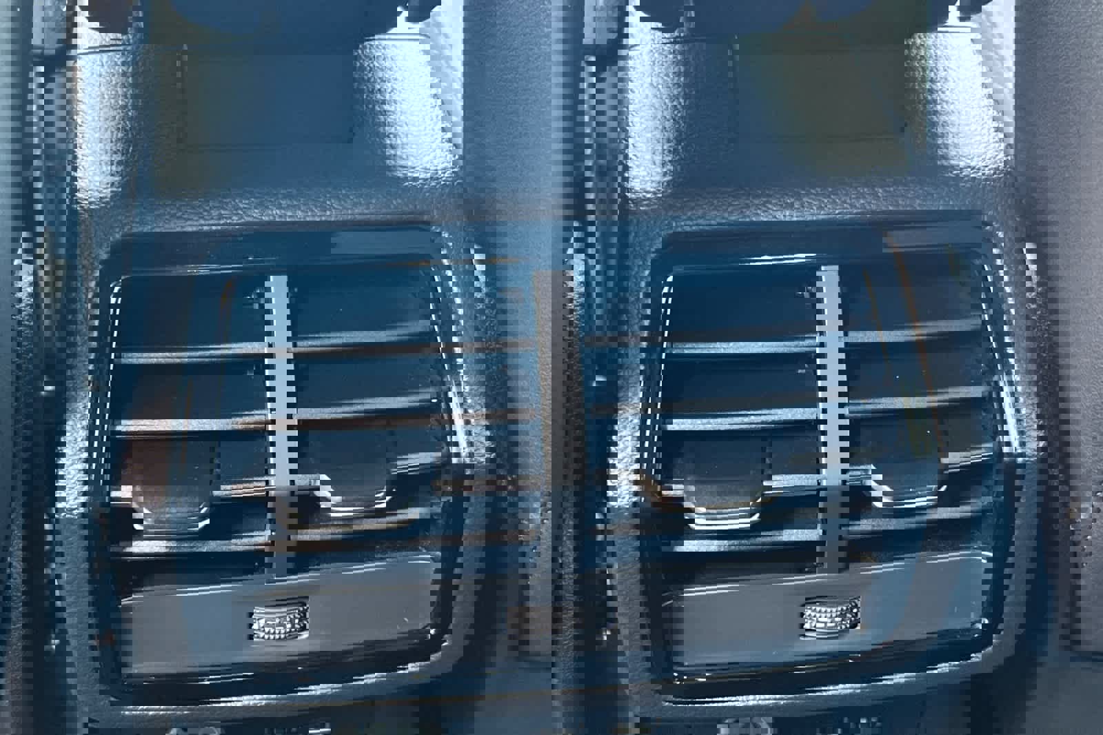 Used 2019 Audi Q3 2.0T Premium w/ Convenience Package image 14