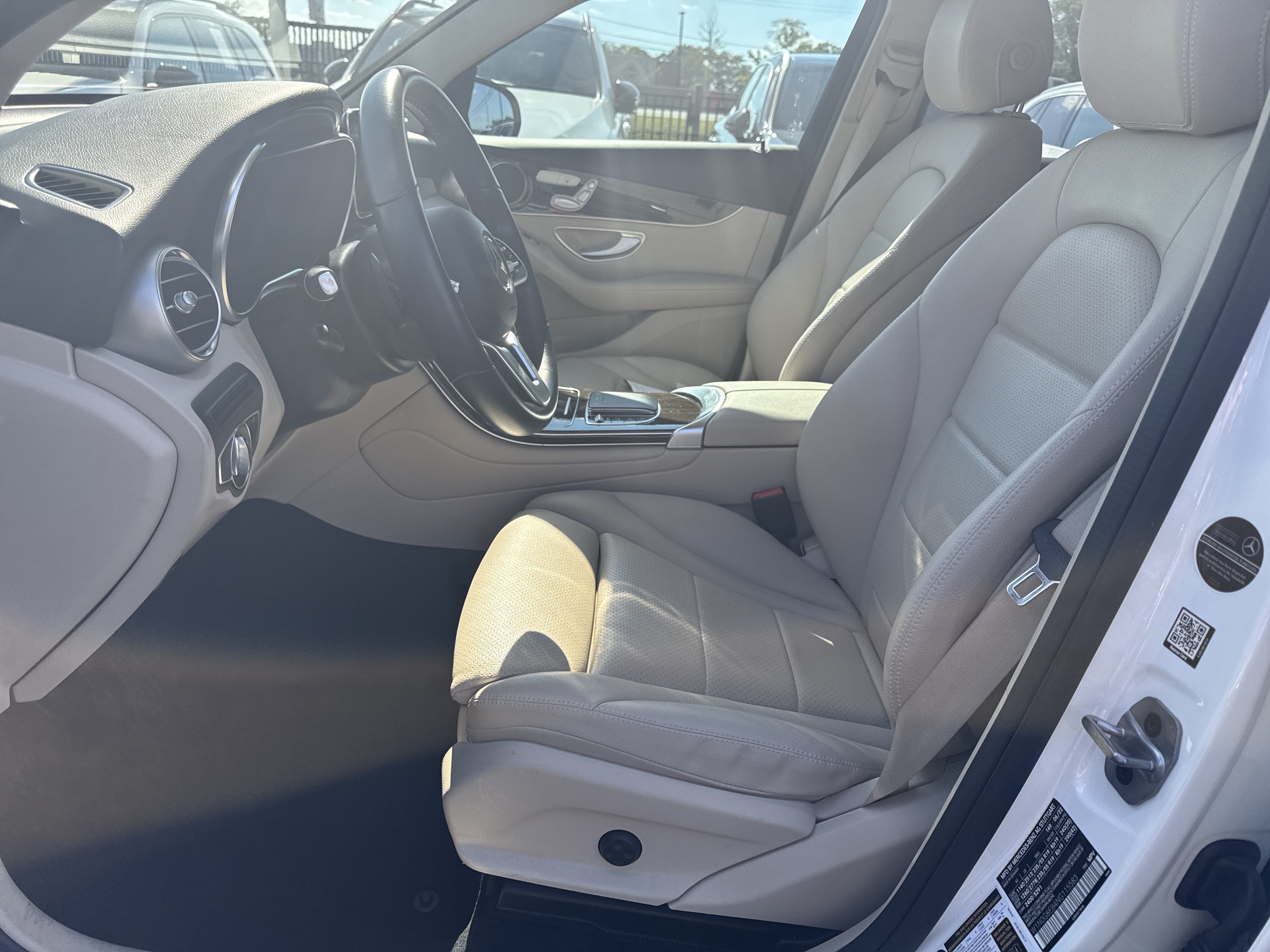 Certified 2022 Mercedes-Benz GLC 300 4MATIC image 16