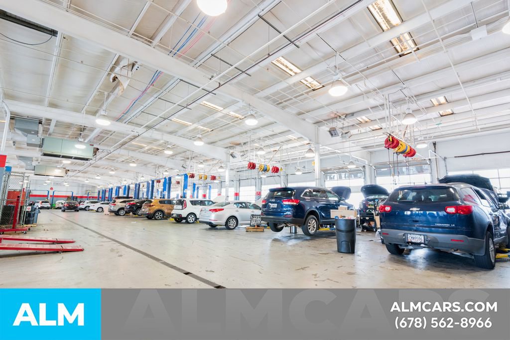 Used 2025 Volkswagen Atlas SE image 78